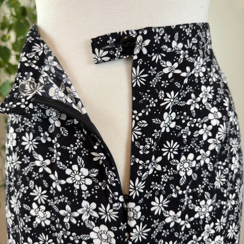 Vintage Black White Floral Daisy Rayon Midi Straight Skirt | Christopher & Banks - Picture 5 of 8